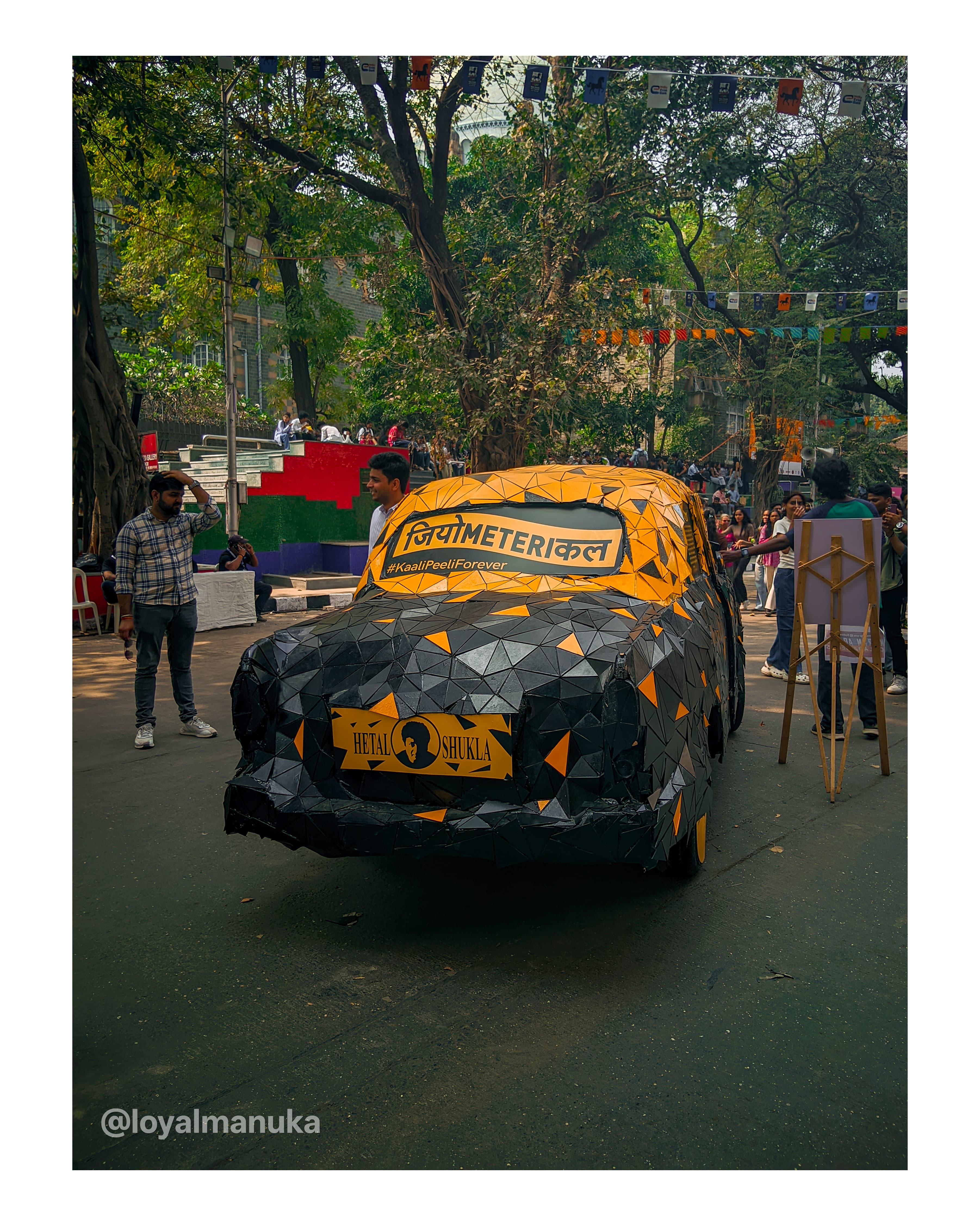 Taxi at Kala Ghoda